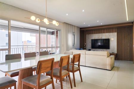 Apartamento à venda com 151m², 3 quartos e 2 vagasSala