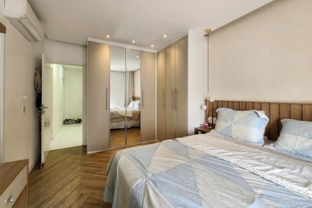 Apartamento à venda com 151m², 3 quartos e 2 vagasSuíte 1