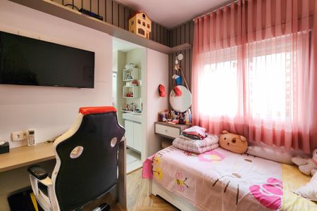 Apartamento à venda com 151m², 3 quartos e 2 vagasSuíte 2