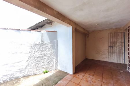 Casa à venda com 315m², 3 quartos e 4 vagas Casa à venda com 315m², 3 quartos e 4 vagasQuintal