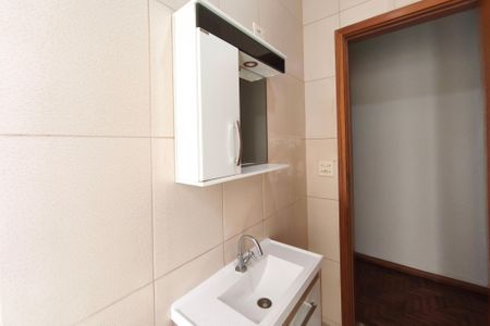 Casa à venda com 315m², 3 quartos e 4 vagas Casa à venda com 315m², 3 quartos e 4 vagasBanheiro Social