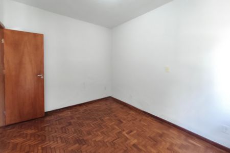 Casa à venda com 315m², 3 quartos e 4 vagas Casa à venda com 315m², 3 quartos e 4 vagasQuarto