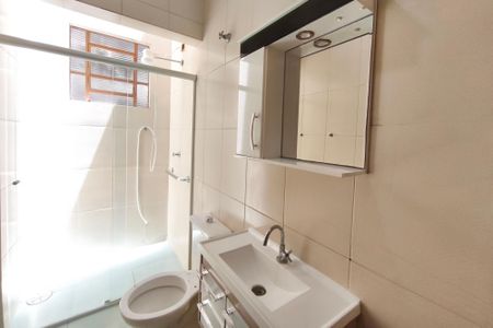 Casa à venda com 315m², 3 quartos e 4 vagas Casa à venda com 315m², 3 quartos e 4 vagasBanheiro Social