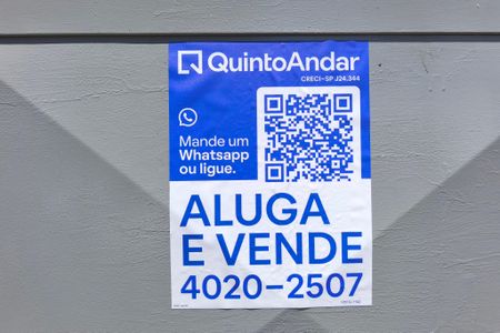 Casa à venda com 315m², 3 quartos e 4 vagas Casa à venda com 315m², 3 quartos e 4 vagasPlaca