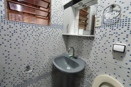 Casa à venda com 315m², 3 quartos e 4 vagas Casa à venda com 315m², 3 quartos e 4 vagasBanheiro Suíte