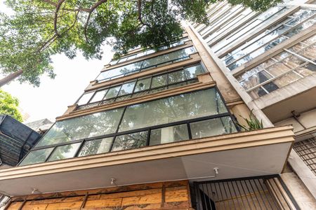 Apartamento à venda com 108m², 2 quartos e sem vaga Apartamento à venda com 108m², 2 quartos e sem vagaFachada