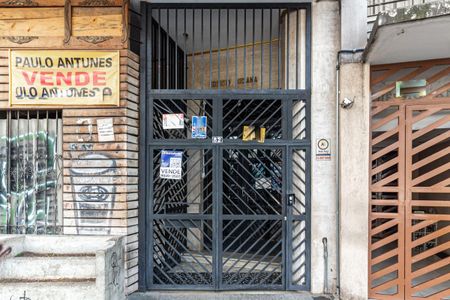 Apartamento à venda com 108m², 2 quartos e sem vaga Apartamento à venda com 108m², 2 quartos e sem vagaFachada - Plaquinha