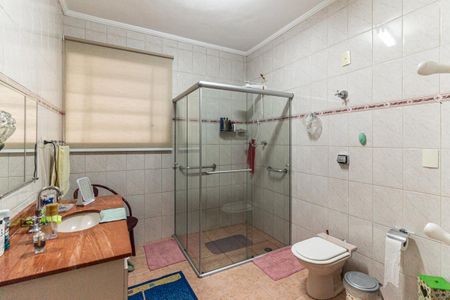 Apartamento à venda com 108m², 2 quartos e sem vaga Apartamento à venda com 108m², 2 quartos e sem vagaBanheiro