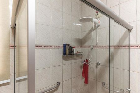 Apartamento à venda com 108m², 2 quartos e sem vaga Apartamento à venda com 108m², 2 quartos e sem vagaBanheiro