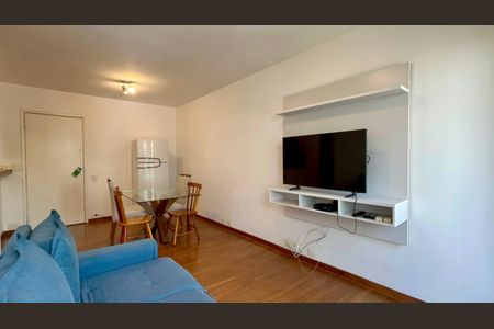 Apartamento para alugar com 40m², 1 quarto e 2 vagasSala de TV