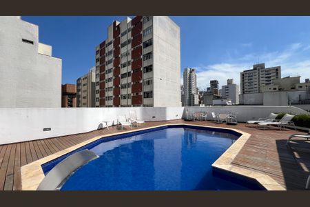 Apartamento para alugar com 40m², 1 quarto e 2 vagasPiscina