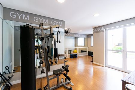 Apartamento para alugar com 76m², 2 quartos e 1 vaga Apartamento para alugar com 76m², 2 quartos e 1 vagaÁrea comum - Academia