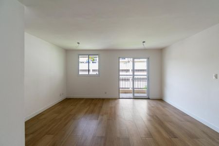 Apartamento para alugar com 76m², 2 quartos e 1 vaga Apartamento para alugar com 76m², 2 quartos e 1 vagaSala