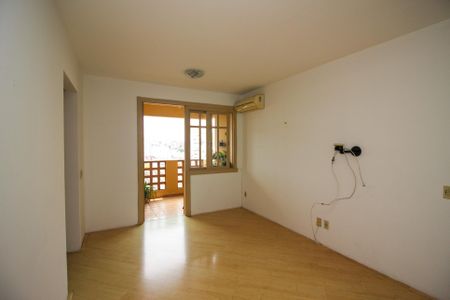 Sala de apartamento para alugar com 2 quartos, 60m² em Santo Antônio, Porto Alegre