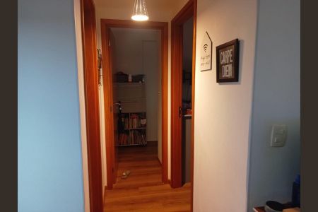 Corredor de apartamento à venda com 2 quartos, 60m² em Badu, Niterói