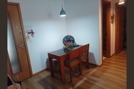 Sala de apartamento à venda com 2 quartos, 60m² em Badu, Niterói