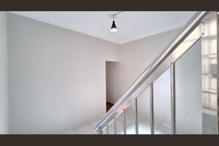 Casa para alugar com 100m², 3 quartos e sem vaga Casa para alugar com 100m², 3 quartos e sem vagaSala