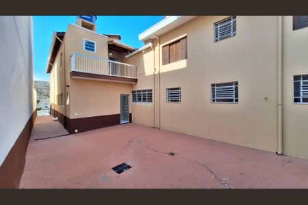 Casa para alugar com 100m², 3 quartos e sem vaga Casa para alugar com 100m², 3 quartos e sem vagaQuintal