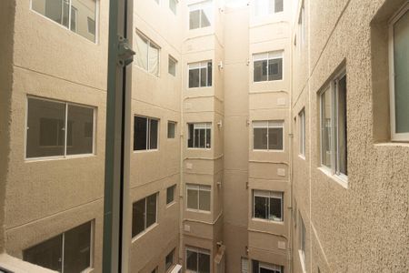 Apartamento para alugar com 42m², 2 quartos e 1 vaga Apartamento para alugar com 42m², 2 quartos e 1 vagaVista da Cozinha e Área de Serviço