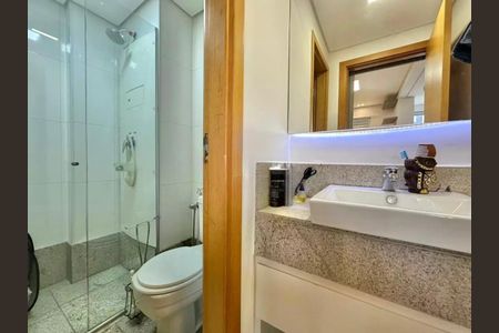 Apartamento à venda com 90m², 2 quartos e 3 vagas