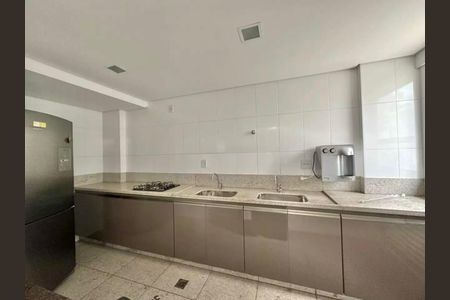 Apartamento à venda com 90m², 2 quartos e 3 vagas