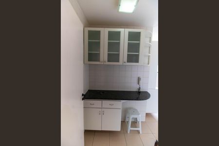 Apartamento à venda com 94m², 2 quartos e 1 vaga Apartamento à venda com 94m², 2 quartos e 1 vagaCozinha e Área de Serviço