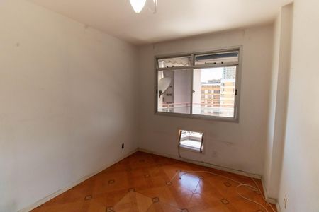 Apartamento à venda com 94m², 2 quartos e 1 vaga Apartamento à venda com 94m², 2 quartos e 1 vagaQuarto