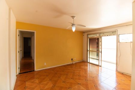 Apartamento à venda com 94m², 2 quartos e 1 vaga Apartamento à venda com 94m², 2 quartos e 1 vagaSala
