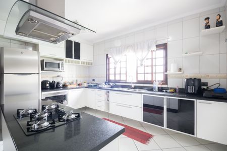 Casa à venda com 154m², 3 quartos e 2 vagasCozinha