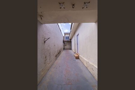 Casa à venda com 240m², 1 quarto e sem vaga Casa à venda com 240m², 1 quarto e sem vagaQuintal