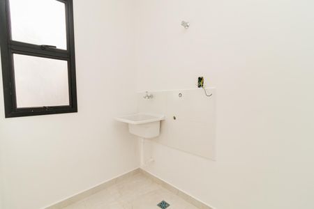 Casa de condomínio para alugar com 38m², 2 quartos e sem vagaÁrea de Serviço