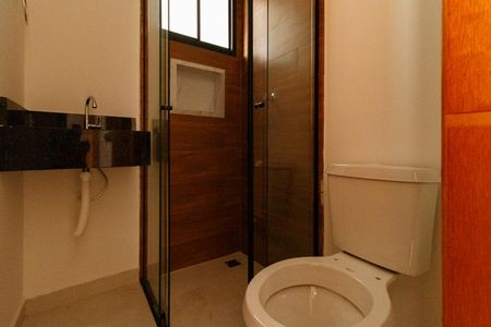 Casa de condomínio para alugar com 38m², 2 quartos e sem vagaBanheiro