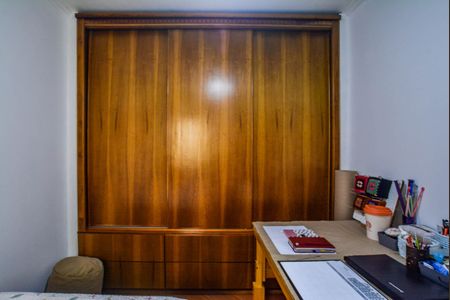 Casa à venda com 180m², 3 quartos e 2 vagas Casa à venda com 180m², 3 quartos e 2 vagasQuarto 1