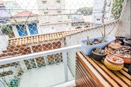 Casa à venda com 180m², 3 quartos e 2 vagas Casa à venda com 180m², 3 quartos e 2 vagasSala