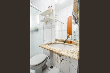 Casa à venda com 180m², 3 quartos e 2 vagas Casa à venda com 180m², 3 quartos e 2 vagasBanheiro da Suíte