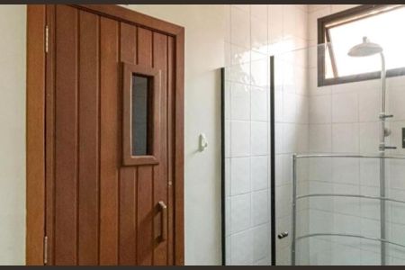 Apartamento para alugar com 220m², 3 quartos e 4 vagas