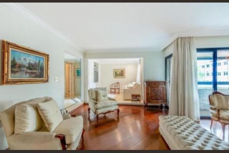 Apartamento para alugar com 220m², 3 quartos e 4 vagas