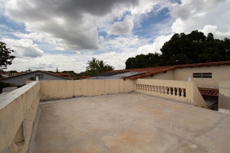 Casa para alugar com 400m², 5 quartos e 4 vagas Casa para alugar com 400m², 5 quartos e 4 vagasTerraço