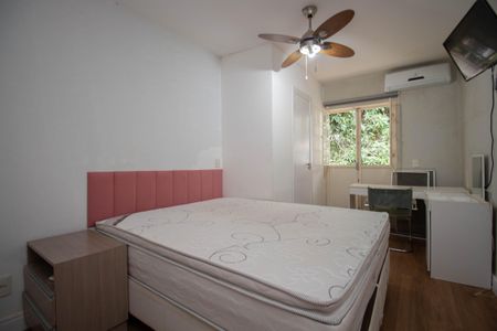 Casa para alugar com 400m², 5 quartos e 4 vagas Casa para alugar com 400m², 5 quartos e 4 vagasSuíte 2