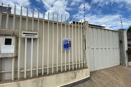 Casa para alugar com 400m², 5 quartos e 4 vagas Casa para alugar com 400m², 5 quartos e 4 vagasPlaca