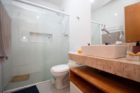 Casa para alugar com 400m², 5 quartos e 4 vagas Casa para alugar com 400m², 5 quartos e 4 vagasBanheiro Social