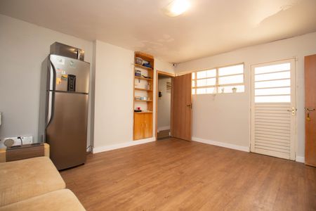 Casa para alugar com 400m², 5 quartos e 4 vagas Casa para alugar com 400m², 5 quartos e 4 vagasSala 3