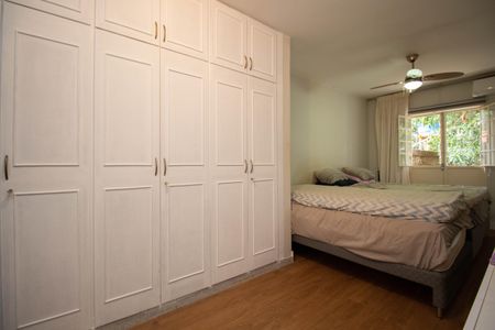 Casa para alugar com 400m², 5 quartos e 4 vagas Casa para alugar com 400m², 5 quartos e 4 vagasSuíte 5