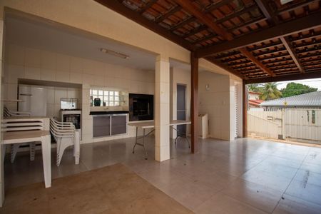Casa para alugar com 400m², 5 quartos e 4 vagas Casa para alugar com 400m², 5 quartos e 4 vagasGaragem
