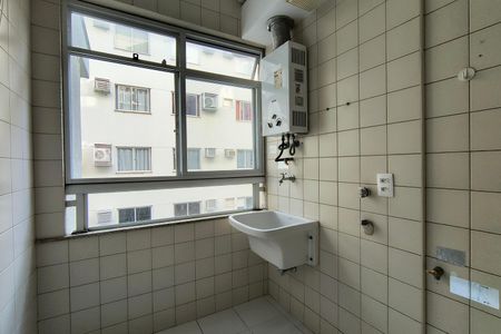 Apartamento para alugar com 70m², 2 quartos e 1 vagaÁrea de Serviço