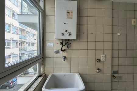 Apartamento para alugar com 70m², 2 quartos e 1 vagaÁrea de Serviço