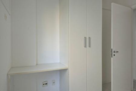 Apartamento para alugar com 70m², 2 quartos e 1 vagaQuarto 2 - Armários