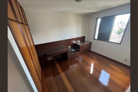 Apartamento à venda com 4 quartos, 146m² em Santo Antônio, Belo Horizonte