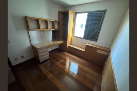 Apartamento à venda com 4 quartos, 146m² em Santo Antônio, Belo Horizonte