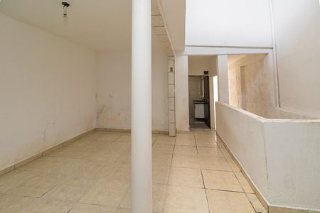 Casa à venda com 170m², 3 quartos e 2 vagas Casa à venda com 170m², 3 quartos e 2 vagasChurrasqueira e Quintal